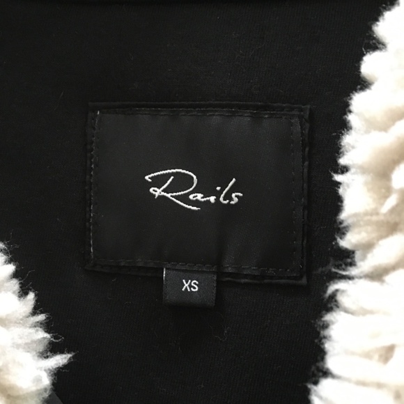 Rails Saga Cream Leopard Fleece 1/4 Snap Pullover Sweatshirt Sz XS Cozy Boho - Picture 6 of 12